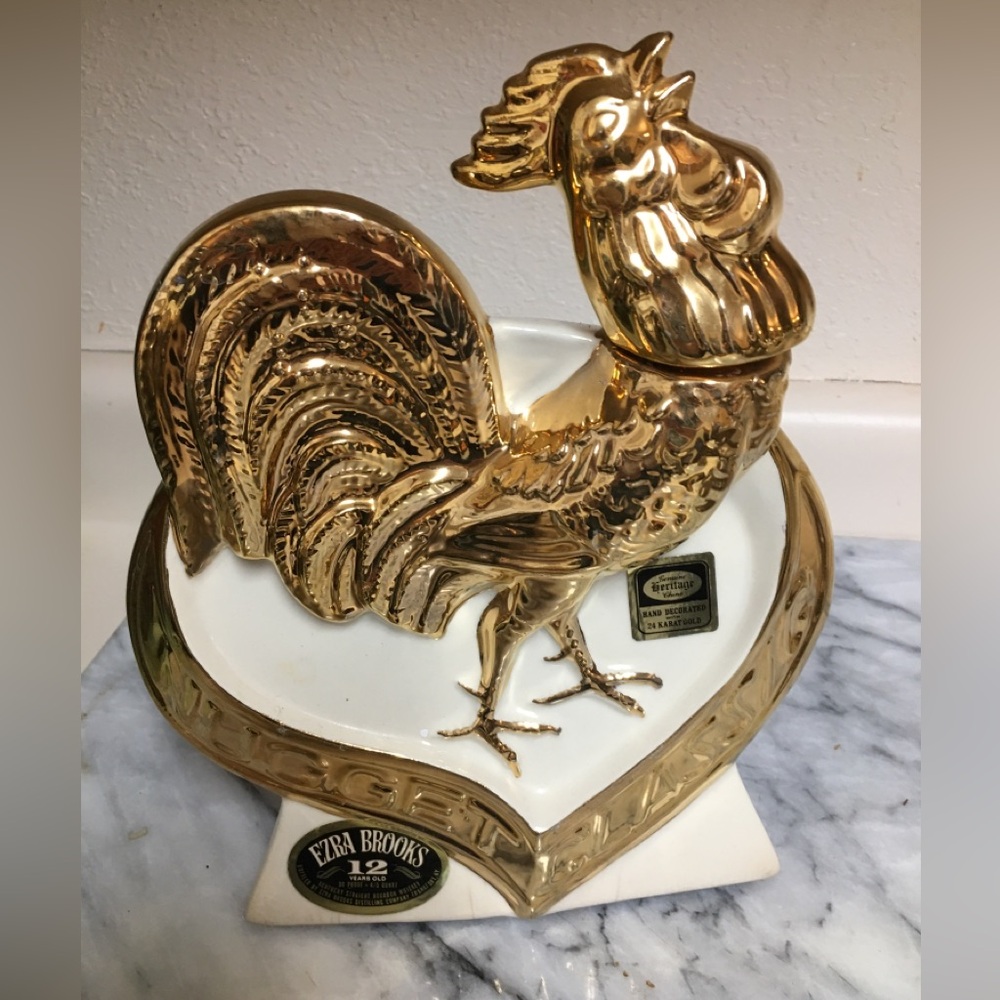 Vintage John Ascuagas Nugget Gold Rooster collectible Decanter by Brooks